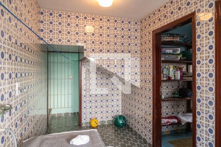 Casa à venda com 244m², 3 quartos e 5 vagas Casa à venda com 244m², 3 quartos e 5 vagasÁrea de Serviço