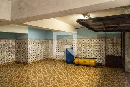 Casa à venda com 244m², 3 quartos e 5 vagas Casa à venda com 244m², 3 quartos e 5 vagasGaragem