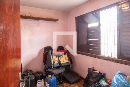 Casa à venda com 244m², 3 quartos e 5 vagas Casa à venda com 244m², 3 quartos e 5 vagasQuarto de Serviço