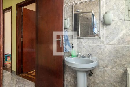 Casa à venda com 244m², 3 quartos e 5 vagas Casa à venda com 244m², 3 quartos e 5 vagasBanheiro