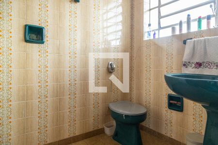 Casa à venda com 244m², 3 quartos e 5 vagas Casa à venda com 244m², 3 quartos e 5 vagasBanheiro da Suíte