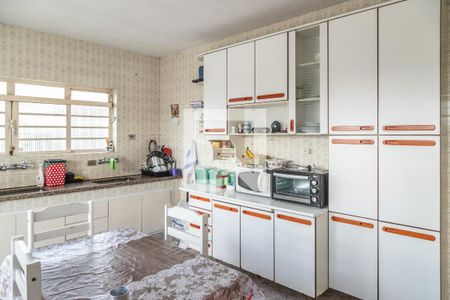 Casa à venda com 244m², 3 quartos e 5 vagas Casa à venda com 244m², 3 quartos e 5 vagasCozinha