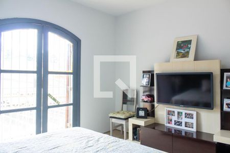 Casa à venda com 179m², 3 quartos e 2 vagasQuarto 2