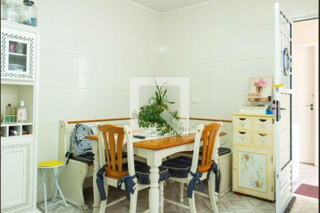 Casa à venda com 179m², 3 quartos e 2 vagasCozinha