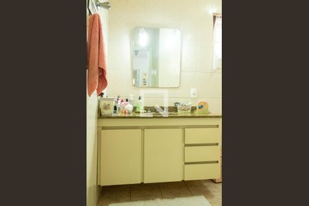 Casa à venda com 179m², 3 quartos e 2 vagasBanheiro Suíte 