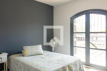 Casa à venda com 179m², 3 quartos e 2 vagasQuarto 2