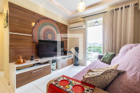 Sala de apartamento à venda com 2 quartos, 58m² em Pechincha, Rio de Janeiro