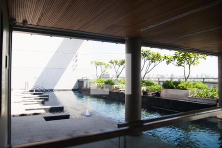 Studio à venda com 40m², 1 quarto e 1 vaga Studio à venda com 40m², 1 quarto e 1 vagaÁrea comum - Piscina