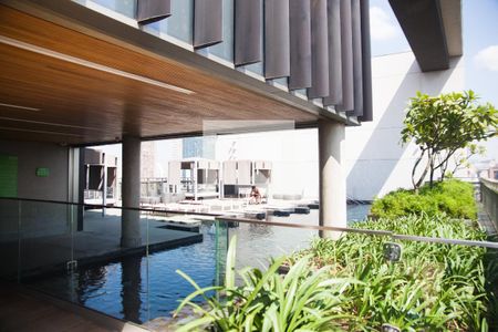 Studio à venda com 40m², 1 quarto e 1 vaga Studio à venda com 40m², 1 quarto e 1 vagaÁrea comum - Piscina