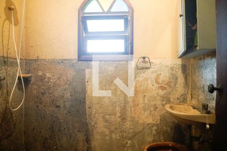 Casa à venda com 160m², 4 quartos e 2 vagasBanheiro do Fundo