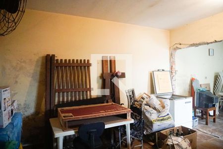 Casa à venda com 160m², 4 quartos e 2 vagasCozinha e Quarto do fundo