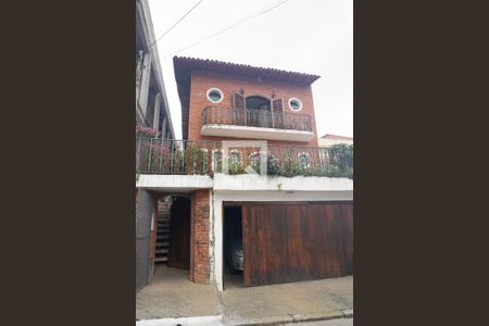 Casa à venda com 160m², 4 quartos e 2 vagasFachada