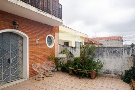 Casa à venda com 160m², 4 quartos e 2 vagasÁrea da Frente da Casa