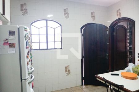 Casa à venda com 160m², 4 quartos e 2 vagasCozinha