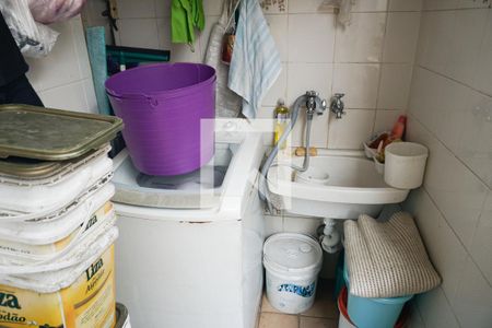 Casa à venda com 160m², 4 quartos e 2 vagasLavanderia 1