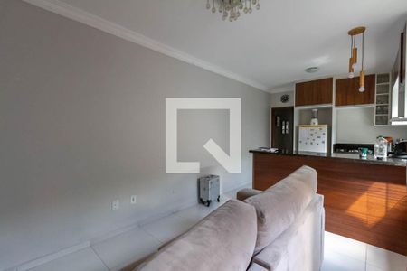 Casa à venda com 173m², 2 quartos e 2 vagasSala edícula