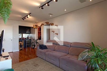 Sala de apartamento à venda com 3 quartos, 94m² em Jardim Tupanci, Barueri