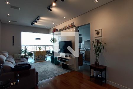 Sala de apartamento à venda com 3 quartos, 94m² em Jardim Tupanci, Barueri