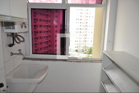 Apartamento para alugar com 2 quartos, 51m² em Del Castilho, Rio de Janeiro