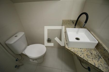 Banheiro 1 de apartamento para alugar com 1 quarto, 60m² em Inhaúma, Rio de Janeiro