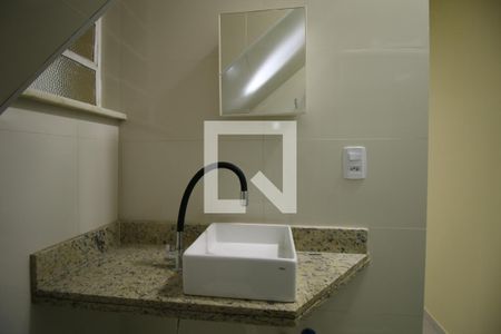 Banheiro 1 de apartamento para alugar com 1 quarto, 60m² em Inhaúma, Rio de Janeiro