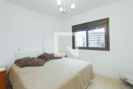 Apartamento à venda com 250m², 3 quartos e 3 vagasSUITE 2