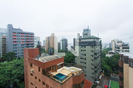 Apartamento à venda com 250m², 3 quartos e 3 vagasVARANDA