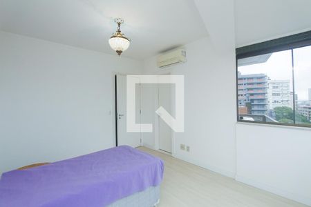 Apartamento à venda com 250m², 3 quartos e 3 vagasSUITE 1
