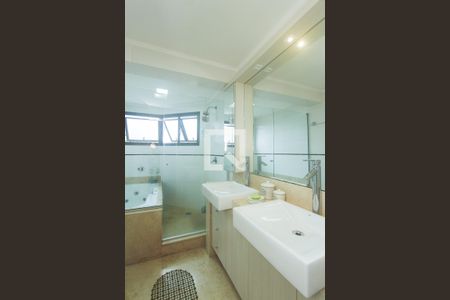 Apartamento à venda com 250m², 3 quartos e 3 vagasBANHEIRO SUITE 3