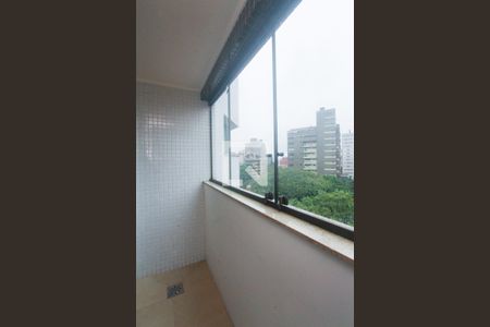 Apartamento à venda com 250m², 3 quartos e 3 vagasVARANDA