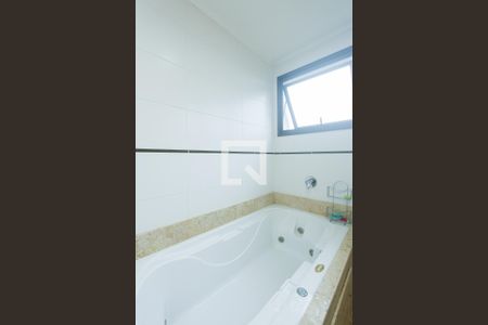 Apartamento à venda com 250m², 3 quartos e 3 vagasBANHEIRO SUITE 3