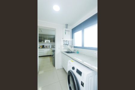 Apartamento à venda com 250m², 3 quartos e 3 vagasAREA DE SERVIÇO