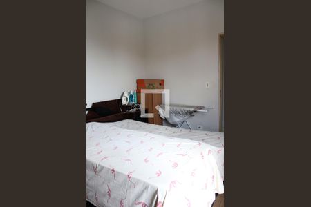 Casa à venda com 200m², 3 quartos e 2 vagas Casa à venda com 200m², 3 quartos e 2 vagasQuarto 2