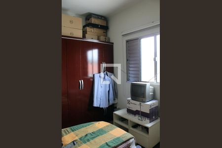 Casa à venda com 200m², 3 quartos e 2 vagas Casa à venda com 200m², 3 quartos e 2 vagasQuarto 3