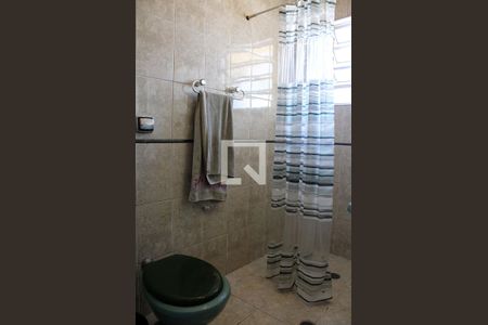 Casa à venda com 200m², 3 quartos e 2 vagas Casa à venda com 200m², 3 quartos e 2 vagasBanheiro