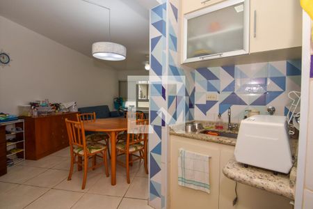 Apartamento para alugar com 66m², 2 quartos e 1 vaga Apartamento para alugar com 66m², 2 quartos e 1 vagaCozinha