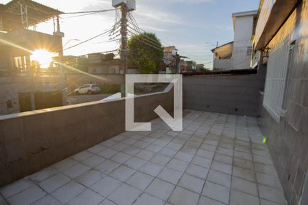 Varanda de casa para alugar com 2 quartos, 90m² em Engenho do Porto, Duque de Caxias