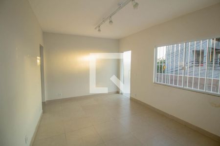 Sala  de casa para alugar com 2 quartos, 90m² em Engenho do Porto, Duque de Caxias