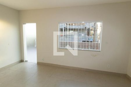 Sala  de casa para alugar com 2 quartos, 90m² em Engenho do Porto, Duque de Caxias