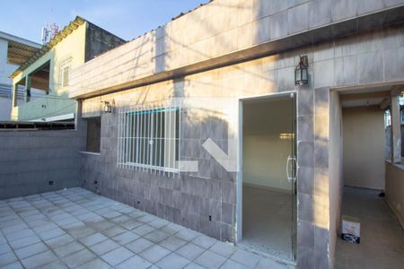 Varanda de casa para alugar com 2 quartos, 90m² em Engenho do Porto, Duque de Caxias