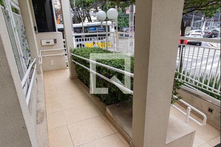 Apartamento à venda com 84m², 2 quartos e 2 vagasRampa de acesso