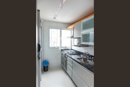 Apartamento à venda com 84m², 2 quartos e 2 vagasCozinha