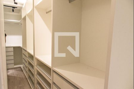 Apartamento à venda com 84m², 2 quartos e 2 vagasCloset