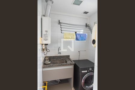 Apartamento à venda com 84m², 2 quartos e 2 vagasÁrea de serviço