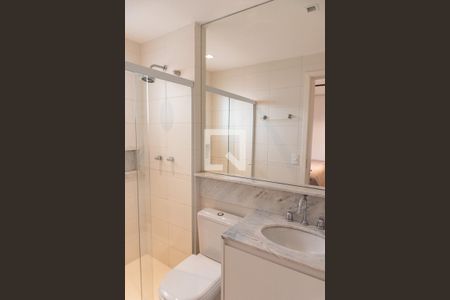 Apartamento à venda com 84m², 2 quartos e 2 vagasBanheiro da suíte 1