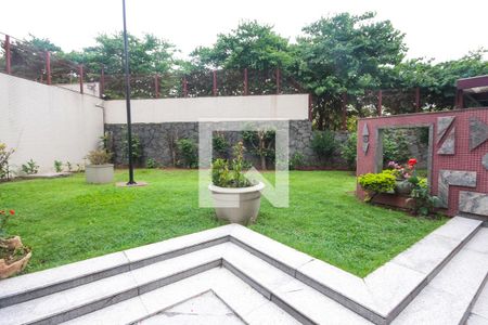 Apartamento à venda com 886m², 3 quartos e 6 vagas Apartamento à venda com 886m², 3 quartos e 6 vagasÁrea Verde