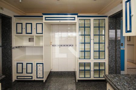 Apartamento à venda com 886m², 3 quartos e 6 vagas Apartamento à venda com 886m², 3 quartos e 6 vagasCozinha