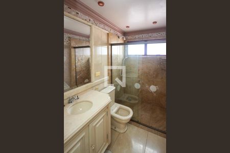 Apartamento à venda com 886m², 3 quartos e 6 vagas Apartamento à venda com 886m², 3 quartos e 6 vagasBanheiro Social