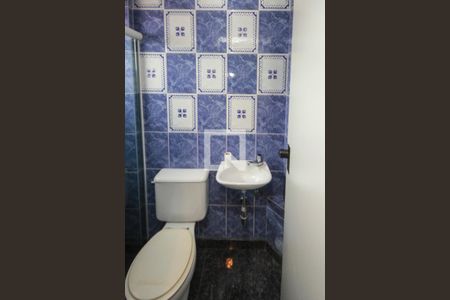 Apartamento à venda com 886m², 3 quartos e 6 vagas Apartamento à venda com 886m², 3 quartos e 6 vagasBanheiro de Serviço