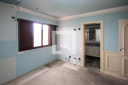 Apartamento à venda com 886m², 3 quartos e 6 vagas Apartamento à venda com 886m², 3 quartos e 6 vagasSuite